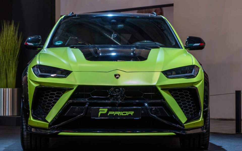 PD700 Motorhaubenaufsatz für Lamborghini Urus