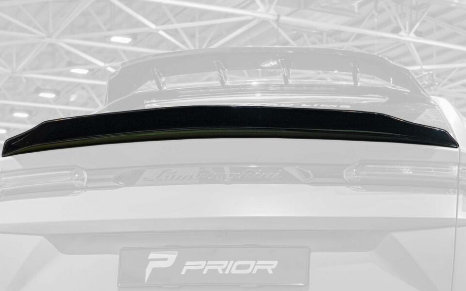 PD700 Rear Trunk Spoiler for Lamborghini Urus