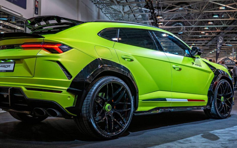 PD700 Seitenschweller für Lamborghini Urus