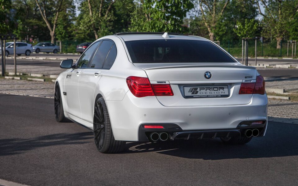 PD7R Rear Bumper incl. Diffusor for BMW 7-Series F01