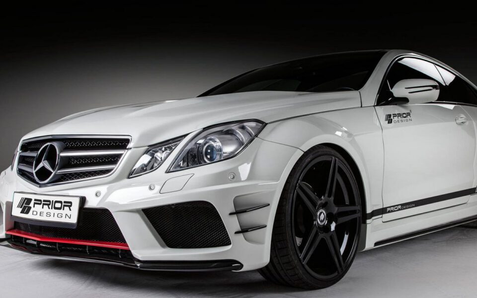 PD850 Black Edition Widebody Seitenschwellerpaar (re./li.) für Mercedes E-Coupe C207